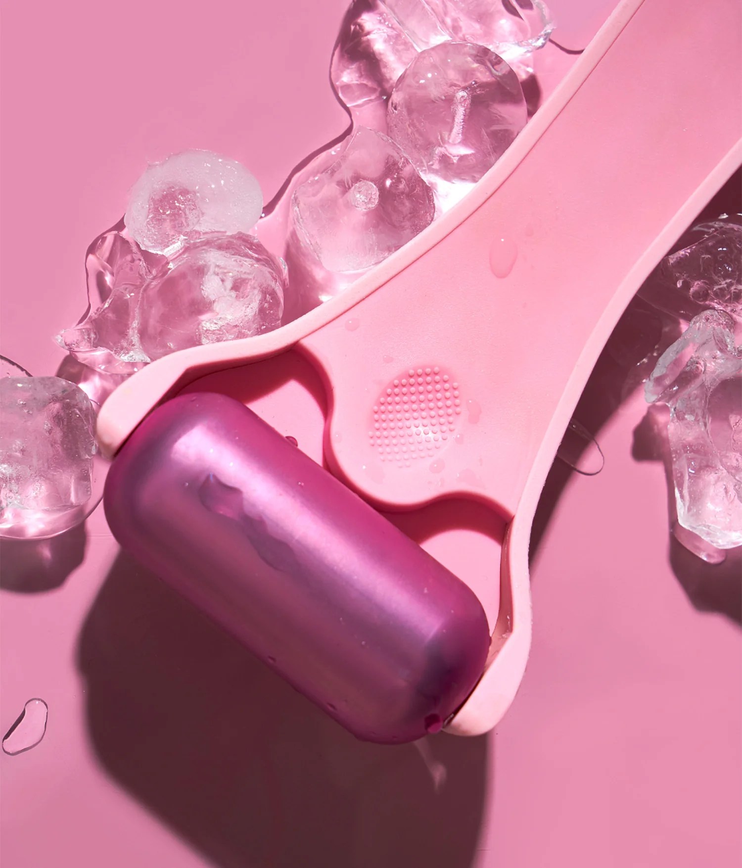 The Skinny Confidential ice roller