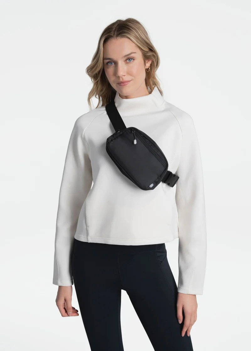 Lolë belt bag